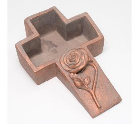 Obal kríž cement šedý s medenou ružou 24x16x7cm