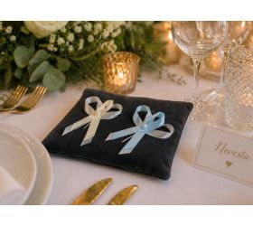 Svadobné pierka, rôzne farby